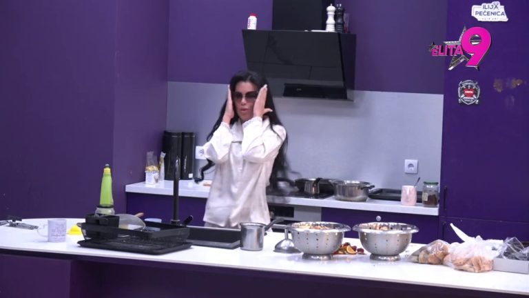 LJUBAVNE EGZIBICIJE! Asmin i Maja se prepustili strastima na travi, naočigled učesnika razmenjuju nežnosti! (VIDEO)
