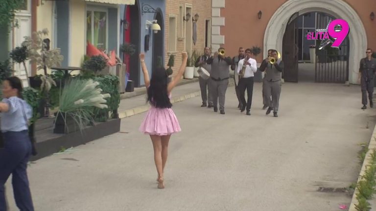 NEVIĐENO SLAVLJE U ELITI! Trubači stigli na imanje samo zbog Maje, atmosfera na vrhuncu! (VIDEO)