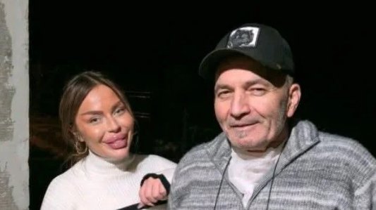 Sofija PROGOVORILA o Danetu, pa DEMANTOVALA sebe: NIJE on običan DEDA, vozi JAGUARA 🙃