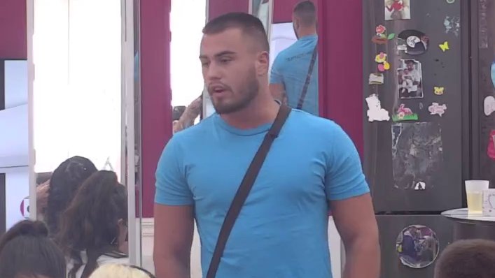 PRENAGLIO SAM: Viktor otkrio zbog čega je Mini dao još jednu šansu nakon što mu je zabila nož u leđa, ponovo pokušao da pronađe opravdanje za nju! (VIDEO)