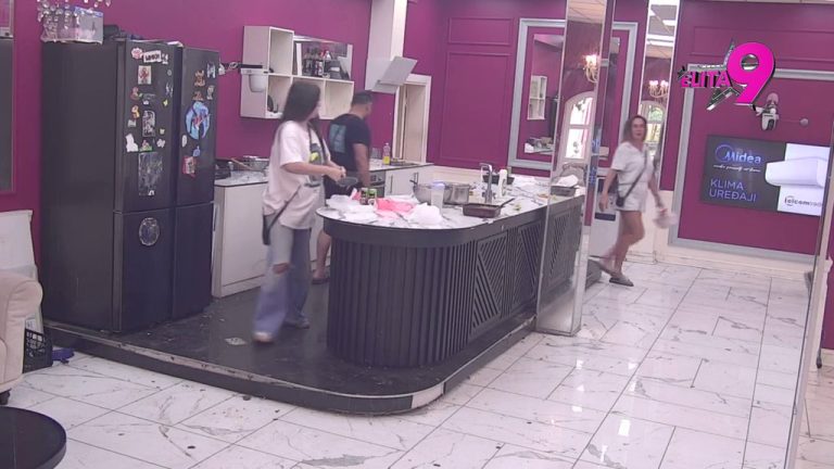 Bukti rat bivših! Anastasija i Bora podigli tenziju do usijanja, odzvanjaju uvrede u Beloj kući: Nosiš iste papuče pet godina (VIDEO)
