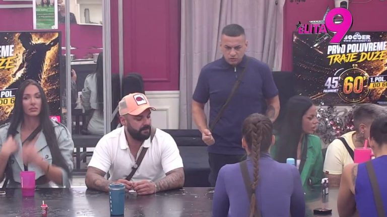 Brani ga svim silama: Bebica zaurlao na Luku zbog Anđela, ne dozvoljava mu da pisne! (VIDEO)