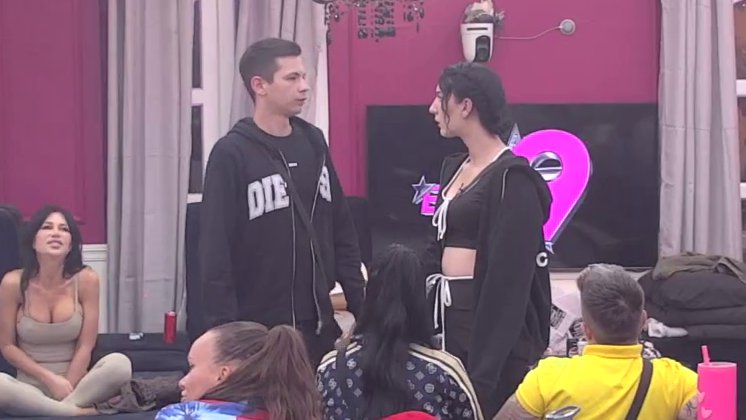 Ne možeš da braniš sebe tako što mene gaziš: Nerio konačno skinuo ružičaste naočare i shvatio šta mu Hana radi! (VIDEO)