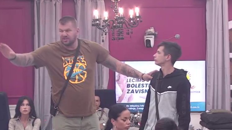 Hteli ste svadbu, a prevara se desila pet dana ranije: Takmičari proglasili Neria i Hanu folirantima, razapeli ih svim silama zbog glume! (VIDEO)