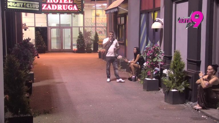 PROMENIO SVE BOJE: Asmina muči infomrmacija koju je Dača želeo da prenese Maji, osudio je zbog komunikacije sa njim! (VIDEO)