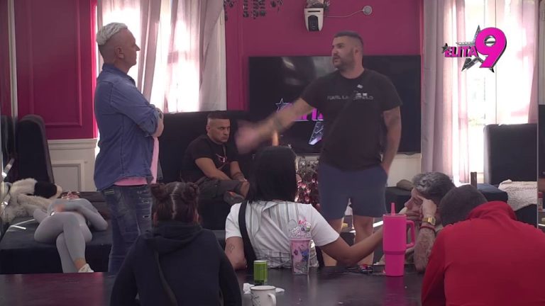 Šamar realnosti: Asmin istripovao da je glavni baja u Beloj kući, a zapravo nijednu ženu nije mogao da smuva! (VIDEO)