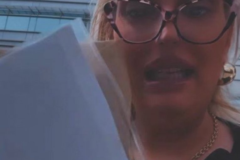 STIGLE NAJNOVIJE VESTI IZ BOLNICE, TAMARA RADOMAN VAN SEBE! Ove informacije o bebi Anite Stanojlović su se DO SADA KRILE od javnosti – SVE CRNO NA BELO!