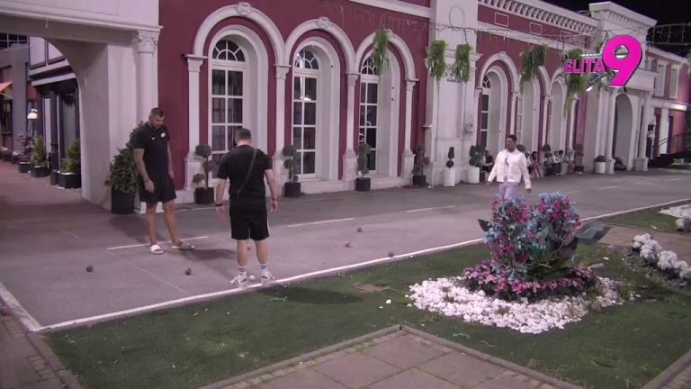 OVO NIKADA NE PROPUŠTAJU: Njih četvorica ne odustaju od ovog rituala, boćanje ponovo glavna zanimacija u Beloj kući! (VIDEO)