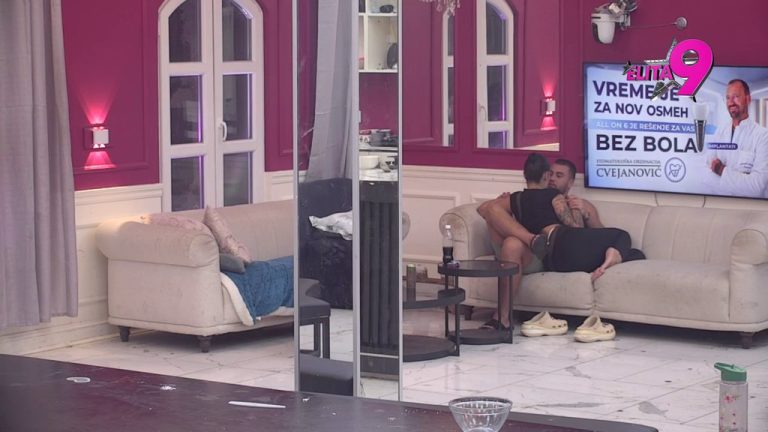 JEDEŠ KAO PROVALJENA: Viktor stavio do znanja Mini da previše puta u toku dana jede, pa joj natrljao na nos da je teška za održavanje! (VIDEO)