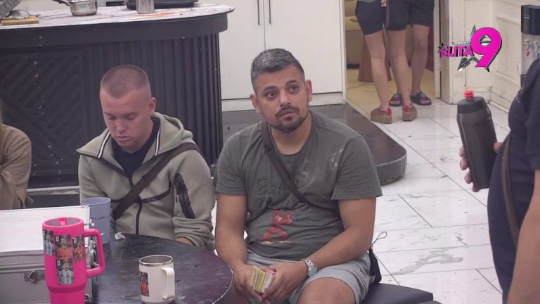 Ne postoji gori učesnik, najsujetnija si osoba koju sam ikad upoznao! Ivan Marinković najviše napljuvao Boru: Faca ti se promeni kad vidiš… (VIDEO)