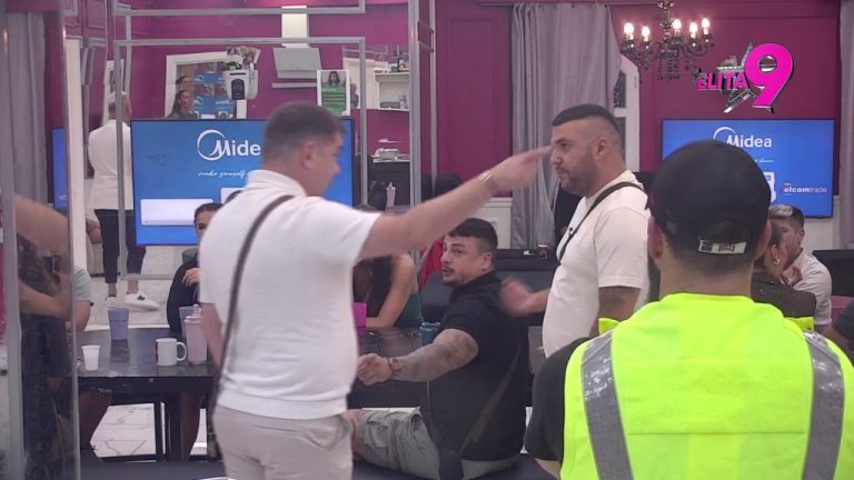 Kleo se da nikada neće da je ljubi u usta da ne bi ljubio Danetovu kilu: Asmin i Terza udružili snage protiv Ivana, pale teške reči! (VIDEO)