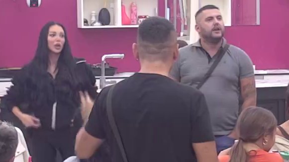 Filip Car se muvala sa Ivkom numerologom?! Maja skočila kao oparena, pa otkrila sve: Videla sam ja promiskuitetne poruke… (VIDEO)