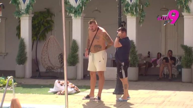 GLEDAJU I NE VERUJU! Janjuš i Ivan shvatili da je Staniji kupaći ipak PREMALI, sve se vidi! (VIDEO)