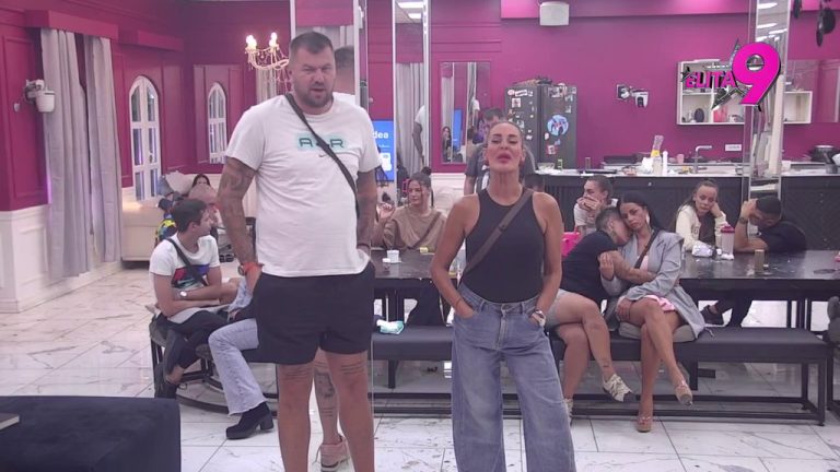Ja ne gubim ništa, a on je izgubio mnogo: Kačavenda raspalila vređalicu po Janjušu i njegovoj vezi sa Vanjom, on gleda i ne veruje šta ga je snašlo! (VIDEO)