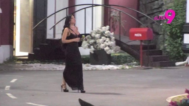 LUPILA JOJ ŠAMAR REALNOSTI! Stanija izlaganjem vratila Aneli na fabrička podešavanja: Melvida ti sređivala sve, aljkavušo, pereš ruke u bazenu (VIDEO)