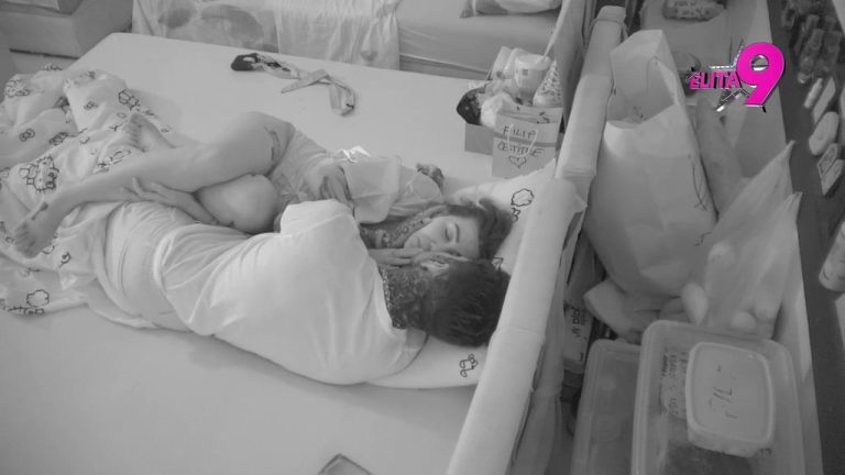 PREPUSTILI SE STRASTIMA: Aneli nije odolela Filipu, pljušte poljupci na sve strane! (VIDEO)