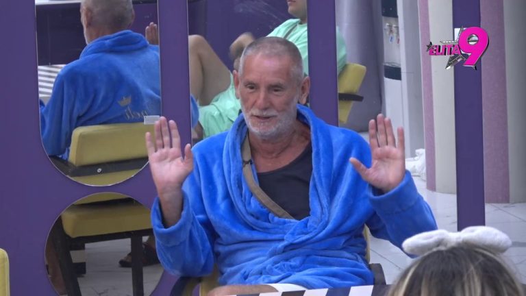 Ivan diriguje MLAĐIM UČESNICAMA kad treba da se NAPADNE Aneli?! Mića tvrdi da je Marinković glavni organizator HAJKE protiv Ahmićke! (VIDEO)