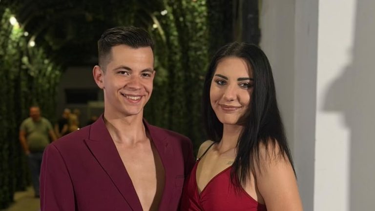 Hana i Nerio ne skidaju osmeh sa lica! Ne odvajaju se od ćerke, a mala Arija BLISTA (FOTO)
