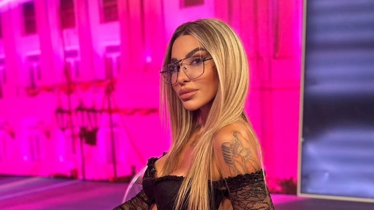 Odmah prestanite! Aneli Ahmić nestala sa mreža, fanovi digli PANIKU, evo šta se dešava