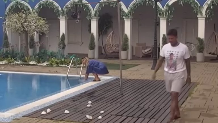 NAKON IGRARIJA SA ĐUKIĆEM U ŠTEKU ANELI URADILA OVO: Todićka ostala u ŠOKU zbog postupka Ahmićeve (VIDEO)