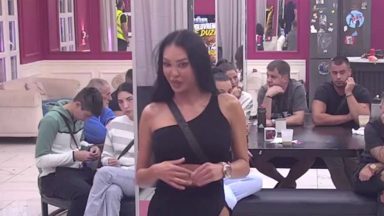 Kakvo uništenje Asmina Durdžića: Maja razvezala jezik i urnisala sopstvenog dečka, ovako brutalna nije bila nikada! (VIDEO)