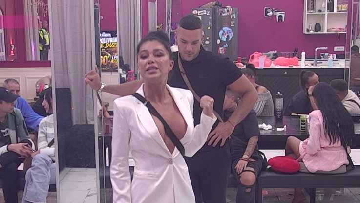 ‘Bitan je bio samo sa Teodorom Džehverović’ Stanija prozvala Anđela da je VEVERICA, on joj sasuo istinu u lice: NISAM JA KAO OVI OPSEDNUTI (VIDEO)