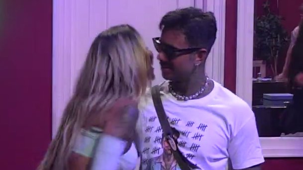 Umalo pao novi poljubac: Đukić i Aneli u nikad strastvenijem plesu, uživaju za sve pare (VIDEO)