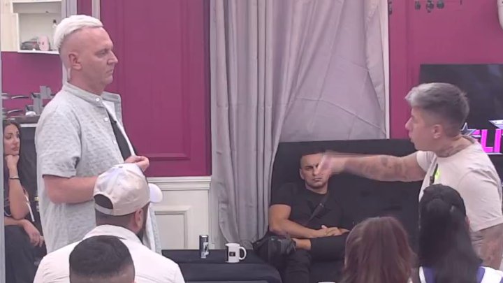 Ne štede ih! Matora skinula Asminovu masku: On će biti Majin NAJVEĆI NEPRIJATELJ (VIDEO)