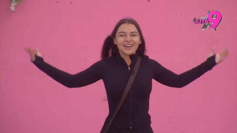 Sara ponovo voli Murata: NJENO SRCE JE VELIKO KAO RUSIJA, NIKADA VIŠE MUŠKARACA NIJE VOLELA 😅 (VIDEO)