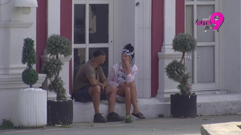 TEBI SU SMEŠNE UVREDE KOJE MI IZGOVARAŠ: Asmin traži od Maje da ga pusti da razmisli o svemu, ona ne prihvata RASKID: ŽAO MI JE… (VIDEO)