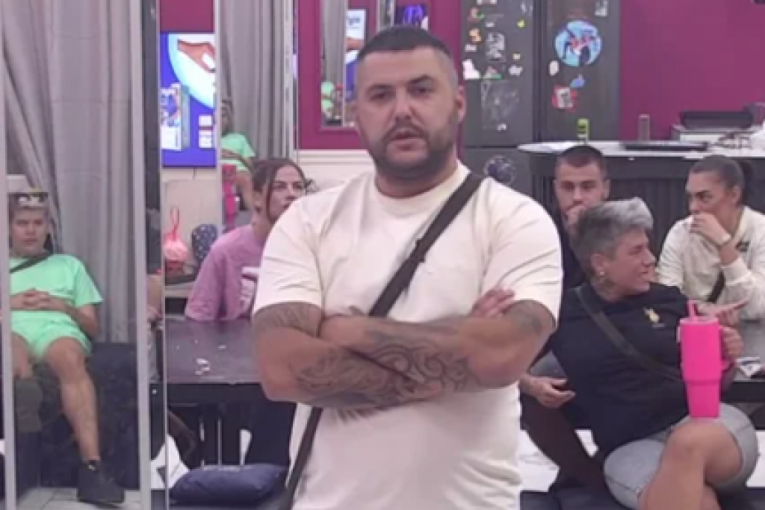 OVO NEĆE IZAĆI NA DOBRO – Asmin Durdžić hitno PREKINUO emisiju, saznao informacije iz spoljnog sveta, pa uradio OVO pred milionima!