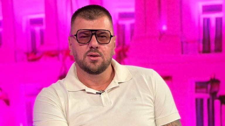 Srce još pamti… Janjuš zaintrigirao pratioce na Instagramu, usnimio se tokom tetoviranja, a jedan detalj mnogima je skrenuo pažnju! (FOTO)