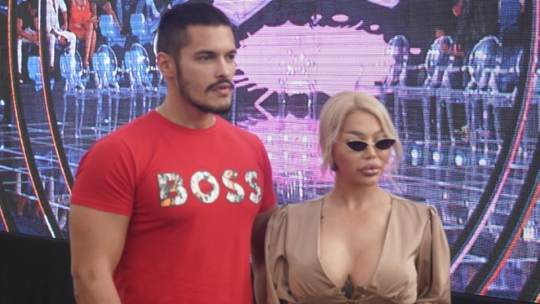 Veza bez veze ponovo na snazi! Žana i Marko Marković zajedno: Ona ga usnimila potpuno mokrog, ženama popadale vilice (FOTO)