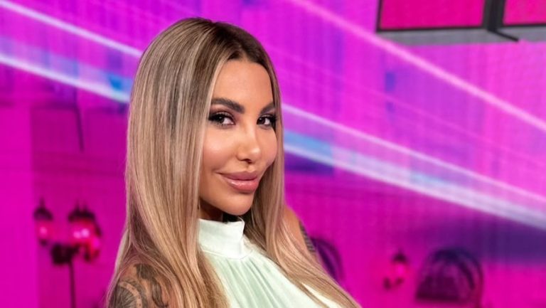Aneli Ahmić na velikim mukama: Stari Instagram joj ugasili, ona otvorila novi, pa je sačekao PAKAO