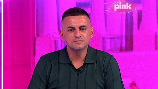 Ne uhodiš je jer joj je 192 na brzom biranju LUDAKU: Gledateljka se ostrvila na Bebicu, pa uputila savet Teodori: Imaš pravo da se zaljubiš, niko nema prava da… (VIDEO)