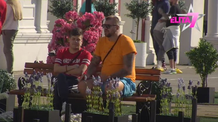 UROŠ STANIĆ stavio tačku na prijateljstvo sa JANJUŠEM: Ne čujemo se, RAZOČARAO ME JE… 👀