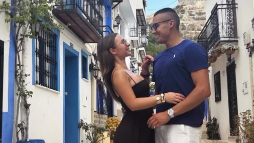 Nisu verovali u njihovu ljubav, a oni nikad srećniji: Pogledajte kako Sara i Murat uživaju u Španiji, njegova porodica ugostila snajku! (FOTO)