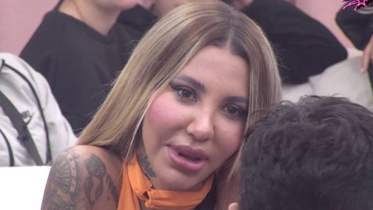 ANELI JE NAPRAVILA SVOJ HAREM, ON ĆUTI KAO … Ukućanka oštro isprozivala Đukića, nije ga štedila ni časa!