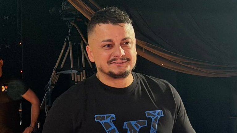 Nije ostao imun na njenu lepotu: Evo koja devojka je Terzi zapala za oko! (VIDEO)