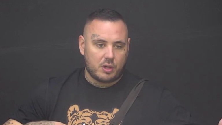 Car unakazio družinu s kauča: Glavne frajere Elite 10 oblatio za sva vremena, pa priznao da ga je Karić razočarao! (VIDEO)
