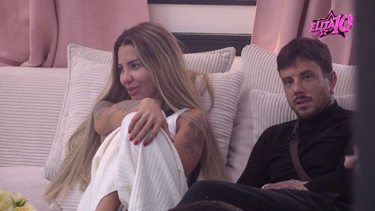 Đukić je umro, ali niko mu nije javio, a Aneli je PENZIONER, a bila je Šakira! Uroš izrešetao ljubavni par, oni ostali bez reči (VIDEO)