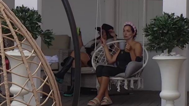 Ja da ti pržim jaja, a Filip da te… Laura pročitala Ivanove krajnje namere, ne može više očima da ga gleda (VIDEO)