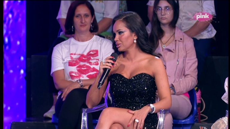Trudiću se da je osvojim: Sandra Obradović opčinila u potpunosti Janjuša, boriće se za njenu naklonost! (VIDEO)