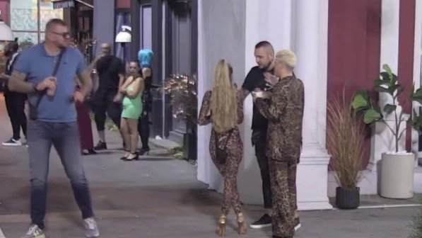 Ti si sad lavica: Filip Car jedna dočekao da se obrati Aneli, pa joj iskomentarisao odevnu kombinaciju! (VIDEO)