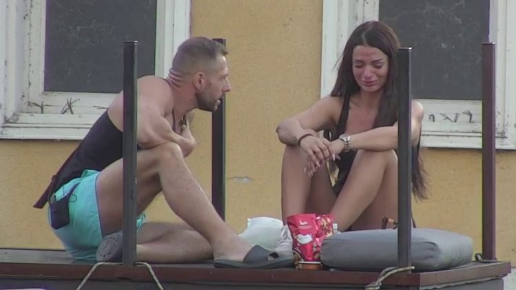 Slomile ga njene suze! Mahir se pokajao zbog svega kada je video neutešnu Slađu pa otišao da moli za oproštaj (VIDEO)