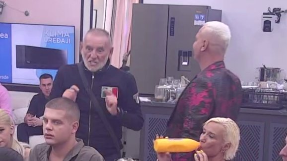 Ko će sedam dana boraviti u hotelu? Lepi Mića presekao, ova lepotica je omiljena osoba! (VIDEO)