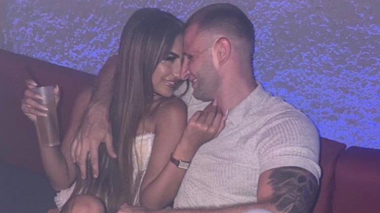 Stefani Grujić pokazala verenika! Već mesecima uživa u ljubavi, a evo kako izgleda njena jača polovina (FOTO)