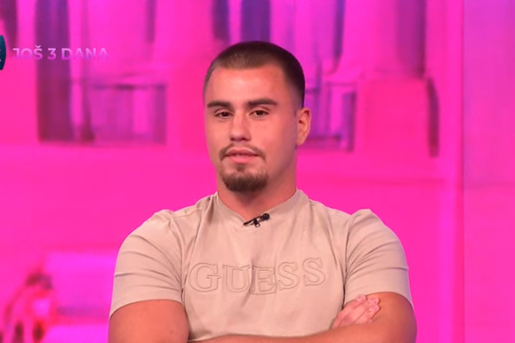 BRUTALNO PONIŽENJE: Viktor obelodanio istinu o Mini uživo na Pinku! (VIDEO)
