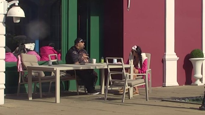 I ja se ubijem, pa kad mi Terza kaže… Slađa moralna gromadolina na finjaka isprozivala drugaricu Lauru! (VIDEO)