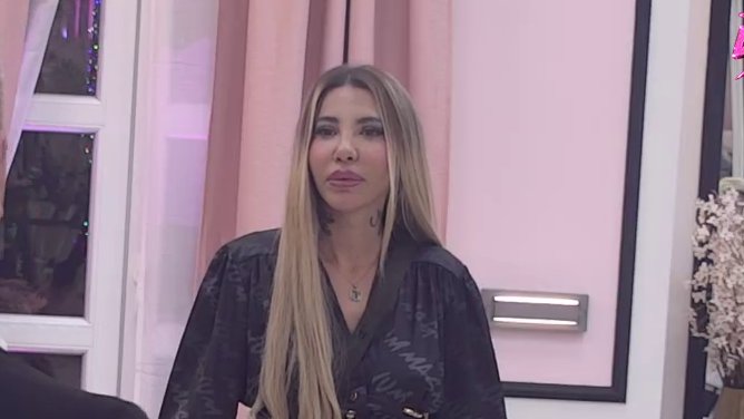 Ne treba da imaju komunikaciju: Aneli šokirana druženjem Cara i Janjuša, zapušila im usta! (VIDEO)